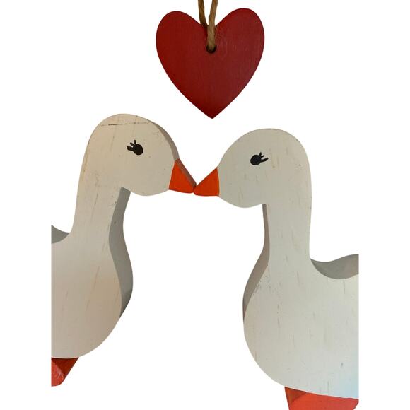 VTG Handmade / Painted Country Wood Wreath Geese Hanging Heart Decor - Picture 4 of 5